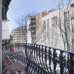 Aparteasy - Authentic Family Apartment