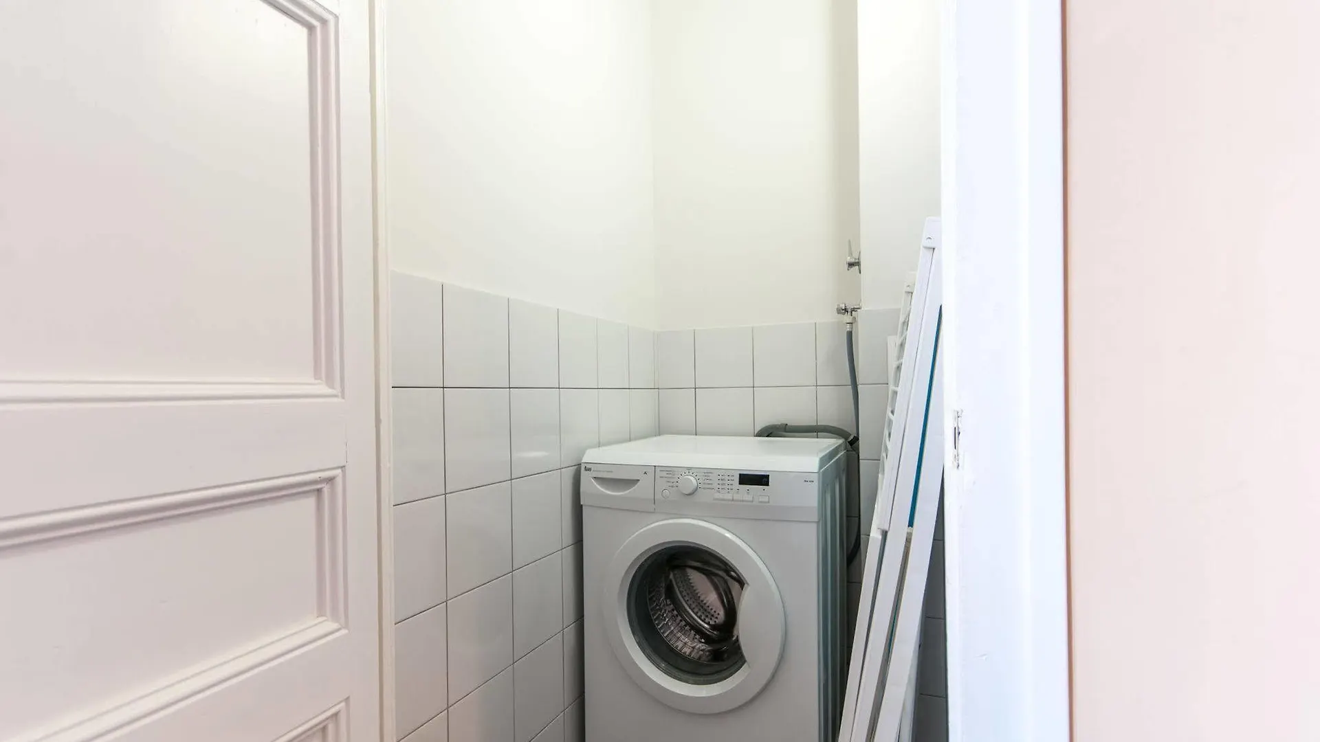 ברצלונה Weflating Suites Sant Antoni Market