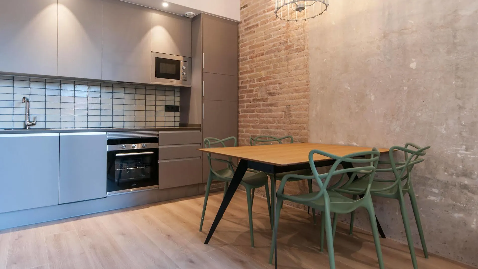 דירה ברצלונה Weflating Suites Sant Antoni Market ספרד