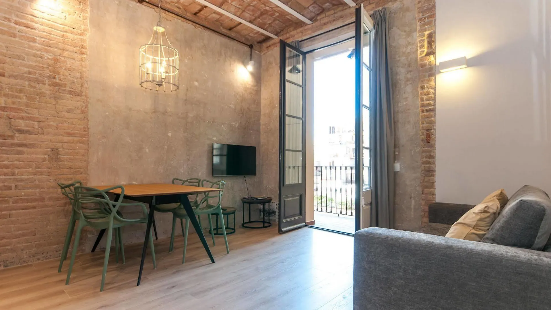 ברצלונה Weflating Suites Sant Antoni Market 0*,  ספרד