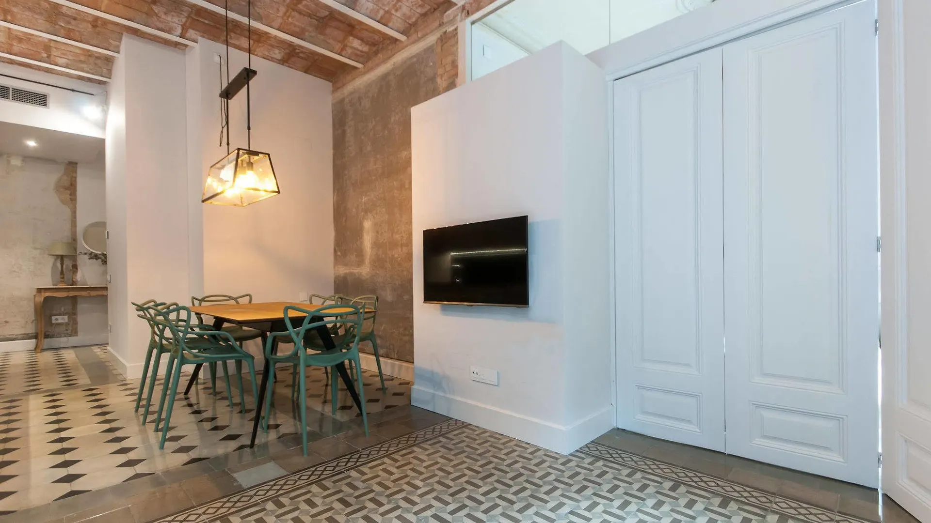 ברצלונה Weflating Suites Sant Antoni Market
