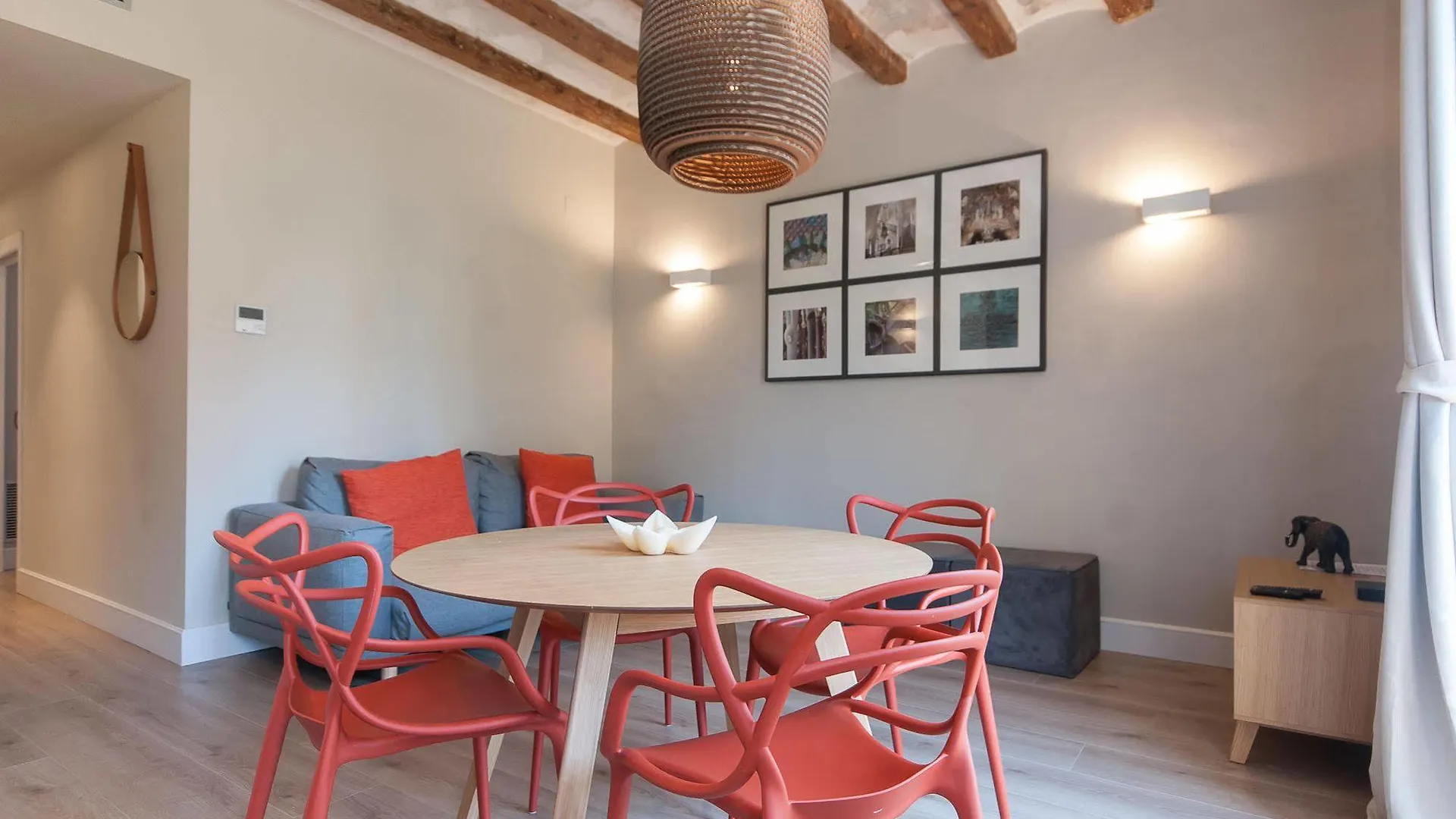 ברצלונה Weflating Suites Sant Antoni Market