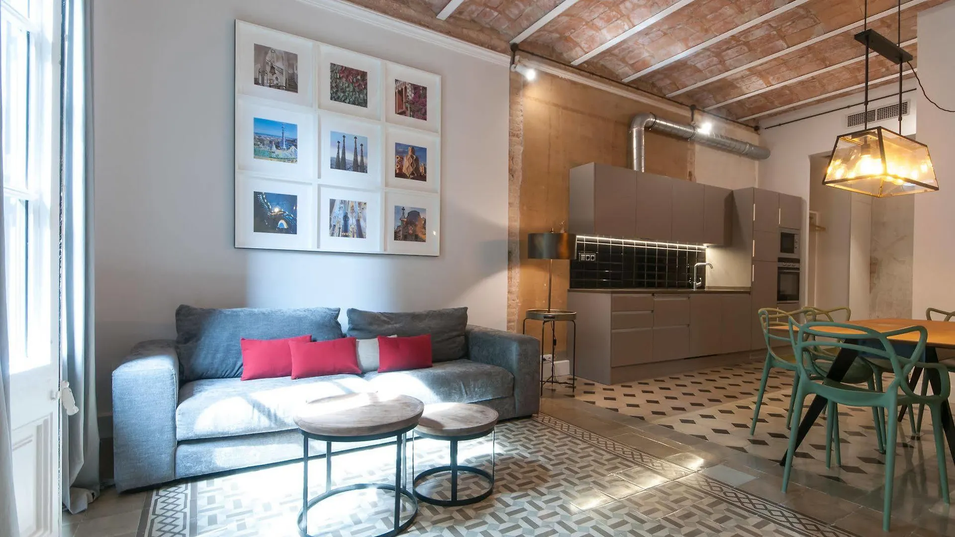 דירה ברצלונה Weflating Suites Sant Antoni Market